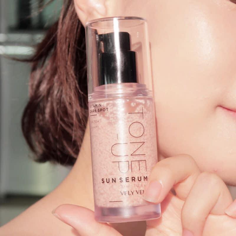 VELY VELY Vitamin Dark Spot Tone Up Sun Serum SPF50