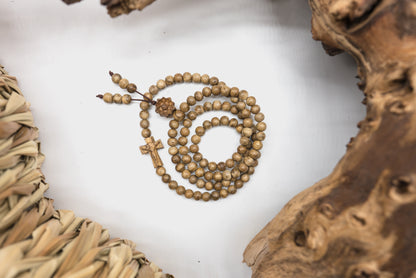 Vòng Trầm Hương Campuchia Charm Thánh Giá