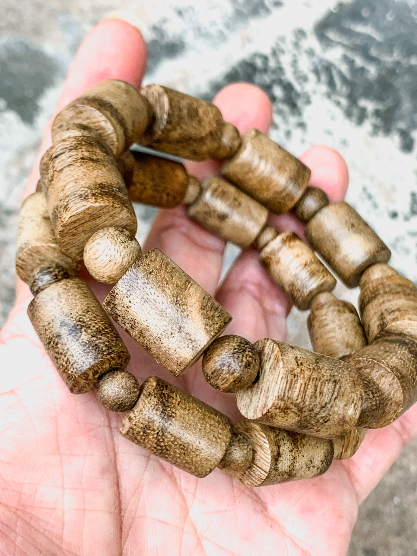 Vòng Trụ Trúc Trầm Hương Campuchia 12ly