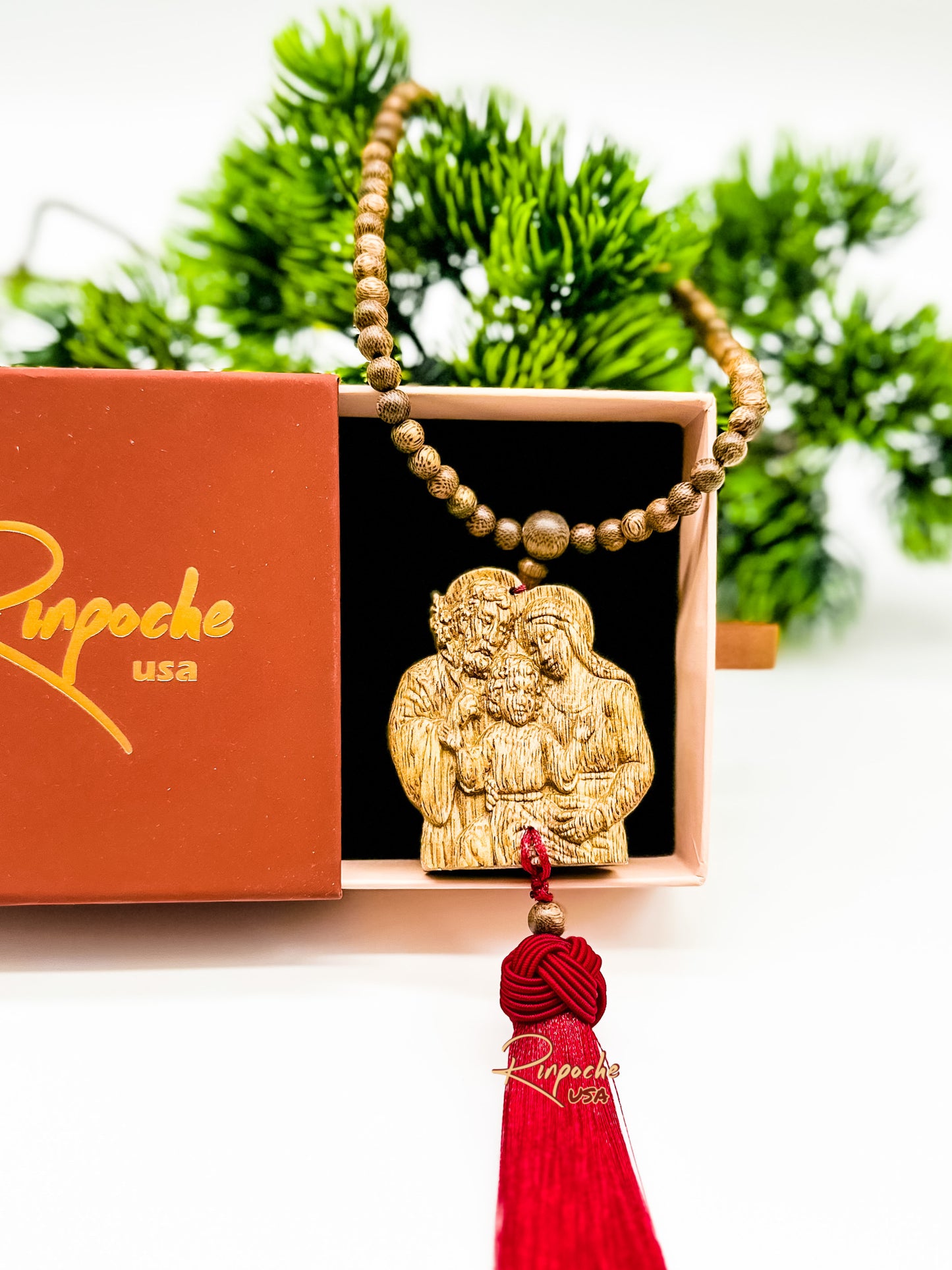 Khánh Treo Xe Trầm Hương Công Giáo